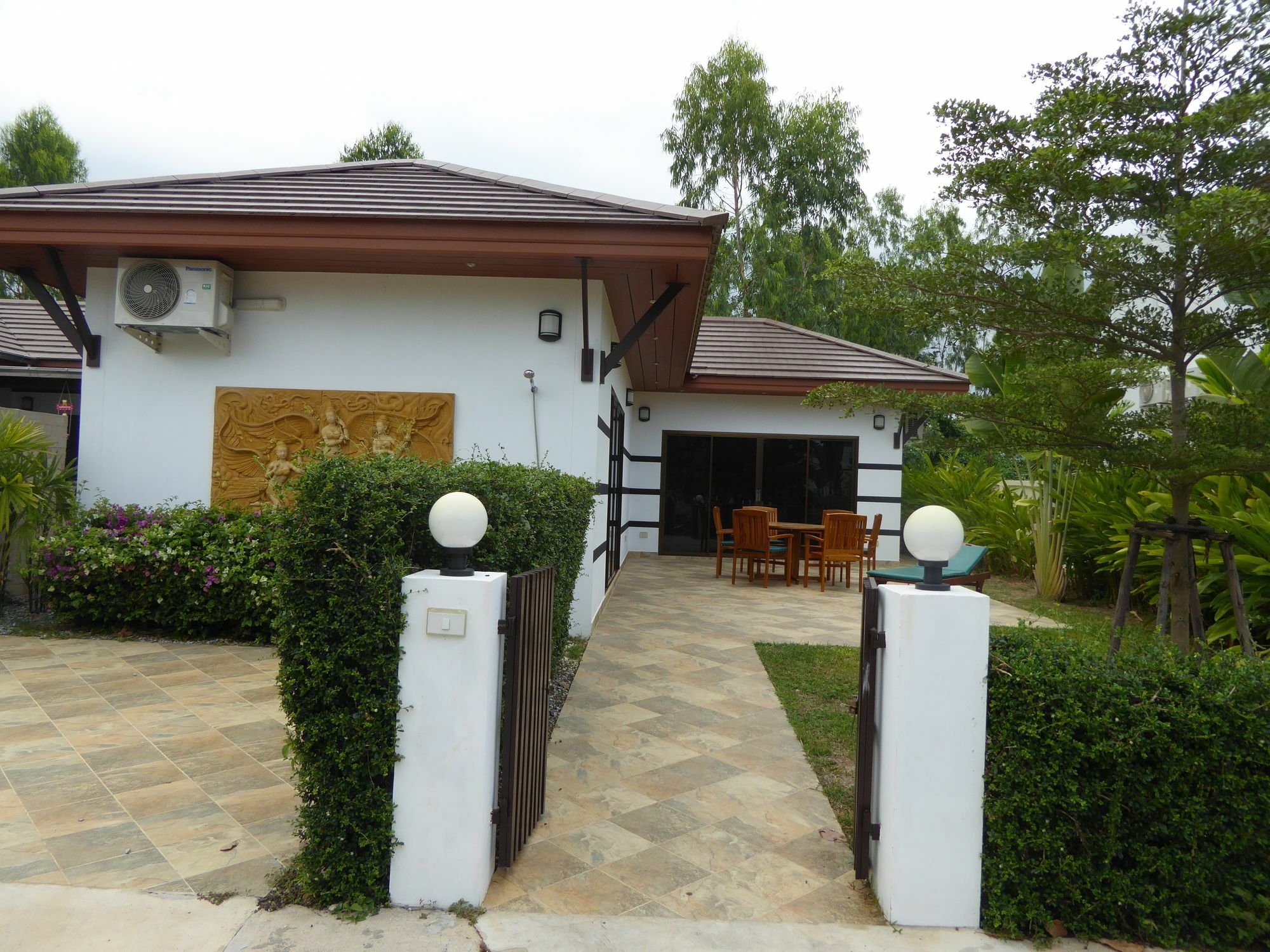 Tropicana Beach Villa At Vip Resort Banphe Kültér fotó